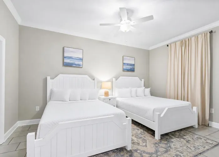 Phoenix Ii 1502 Apartment